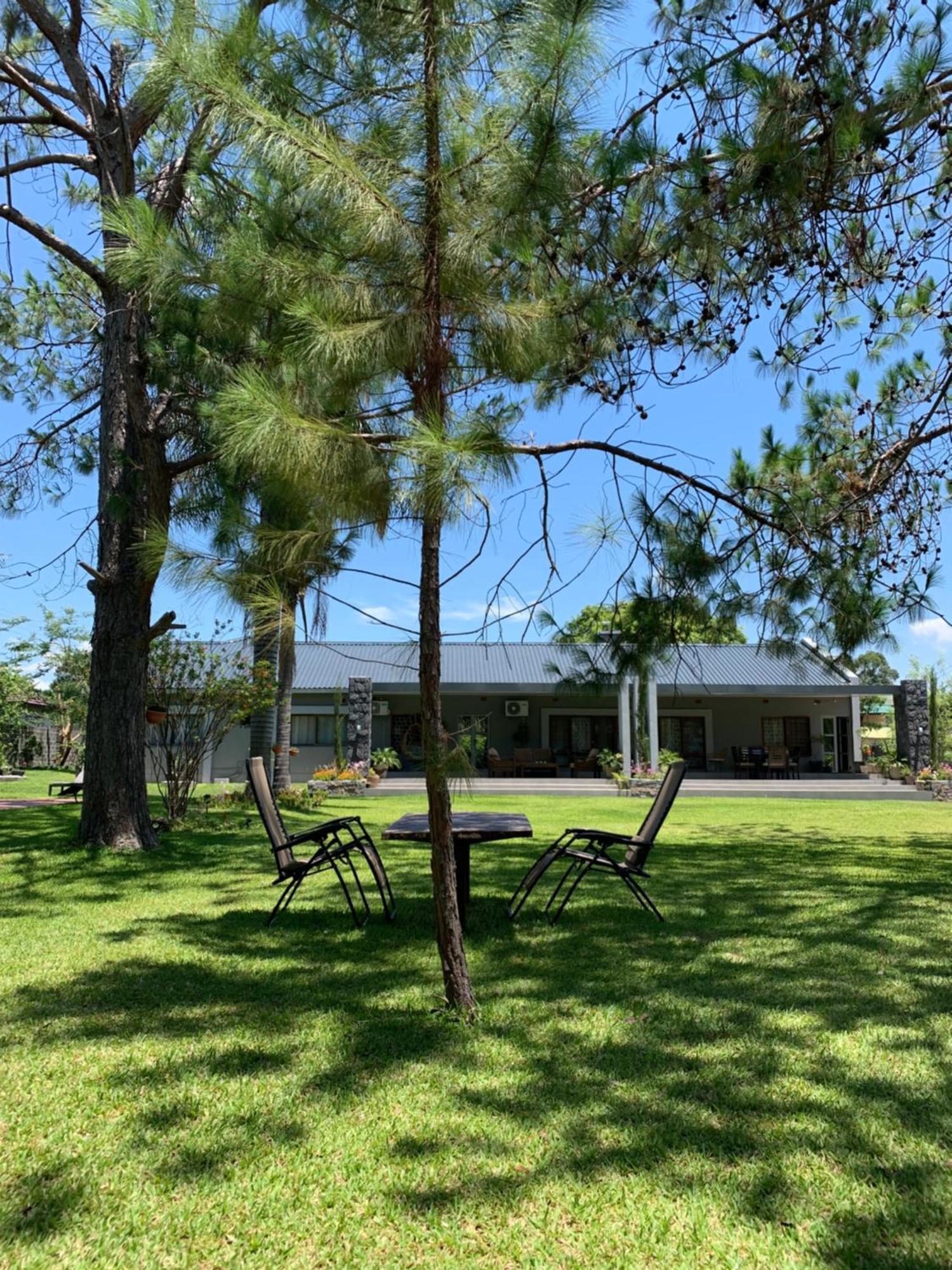 Summerfields & Gardens Lodge Kitwe Extérieur photo