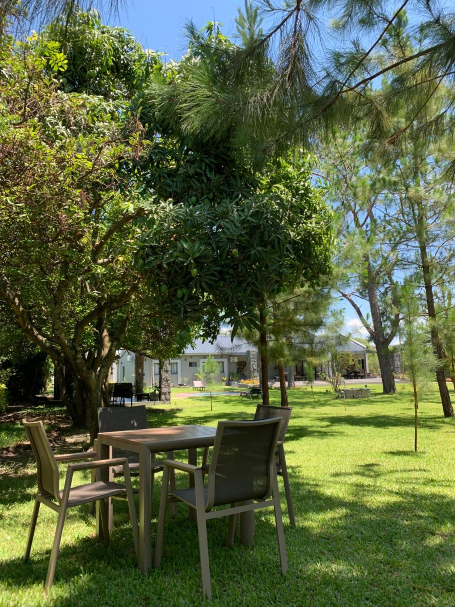 Summerfields & Gardens Lodge Kitwe Extérieur photo