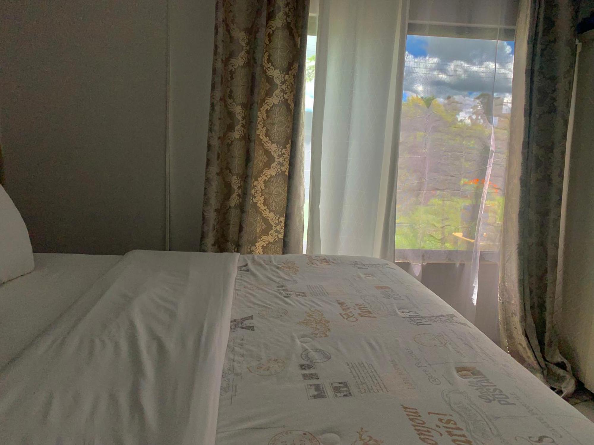 Summerfields & Gardens Lodge Kitwe Extérieur photo